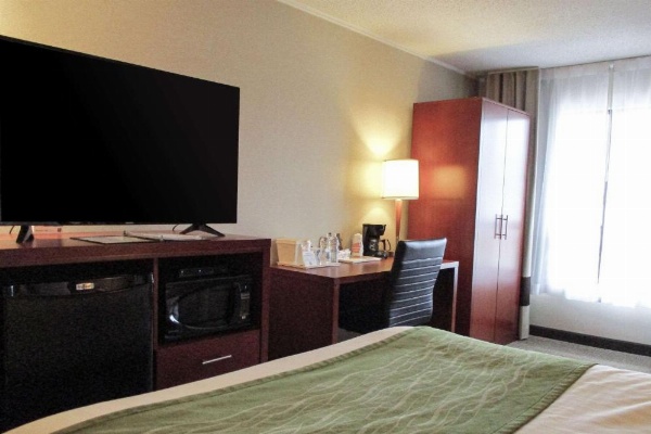 Comfort Inn Dartmouth image 14